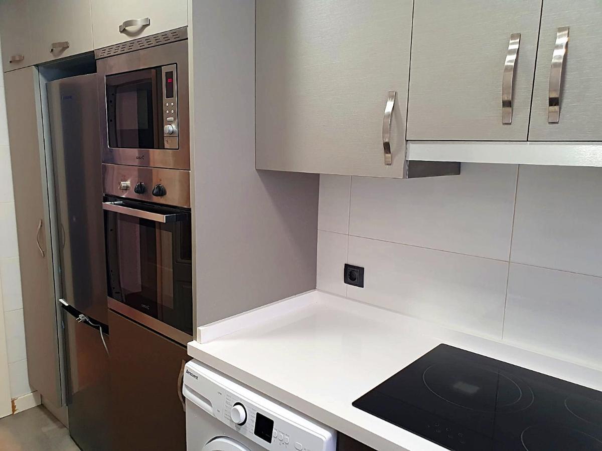 Newly Renovated Two Bedrooms Apartment In Villa Marina Бенидорм Экстерьер фото